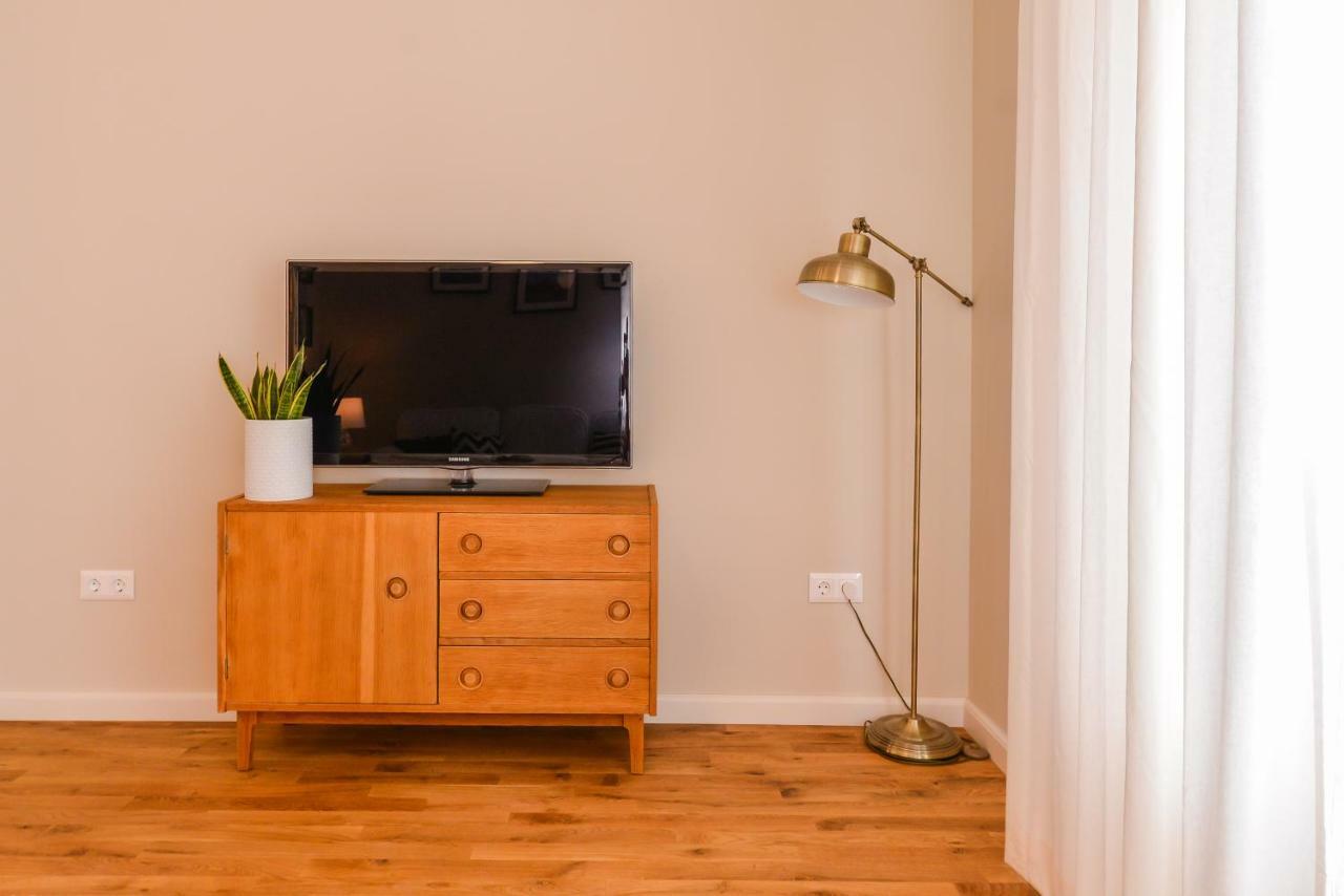 Cо́Coellie - Aesthetic 2Bd Apt Near National Palace By Flat Mаnager Sofia Luaran gambar