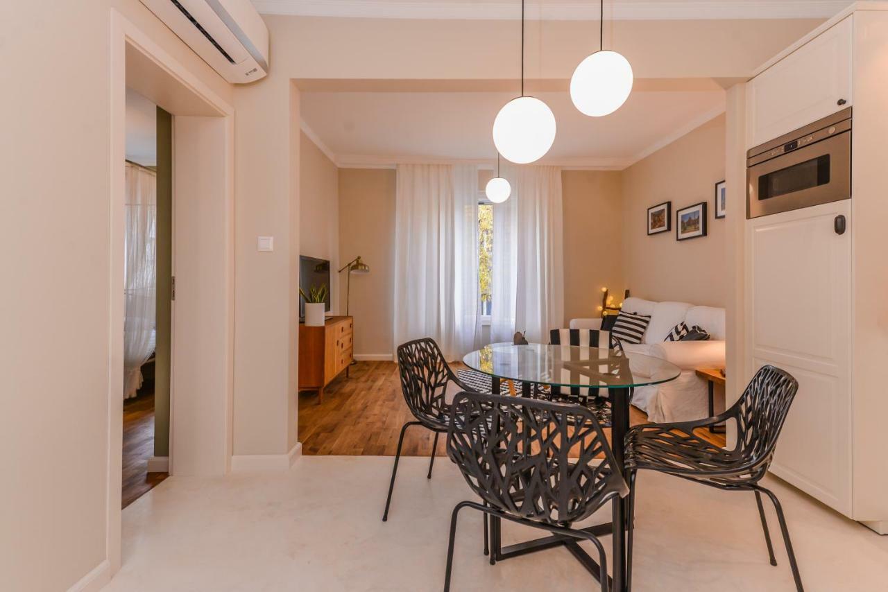 Cо́Coellie - Aesthetic 2Bd Apt Near National Palace By Flat Mаnager Sofia Luaran gambar