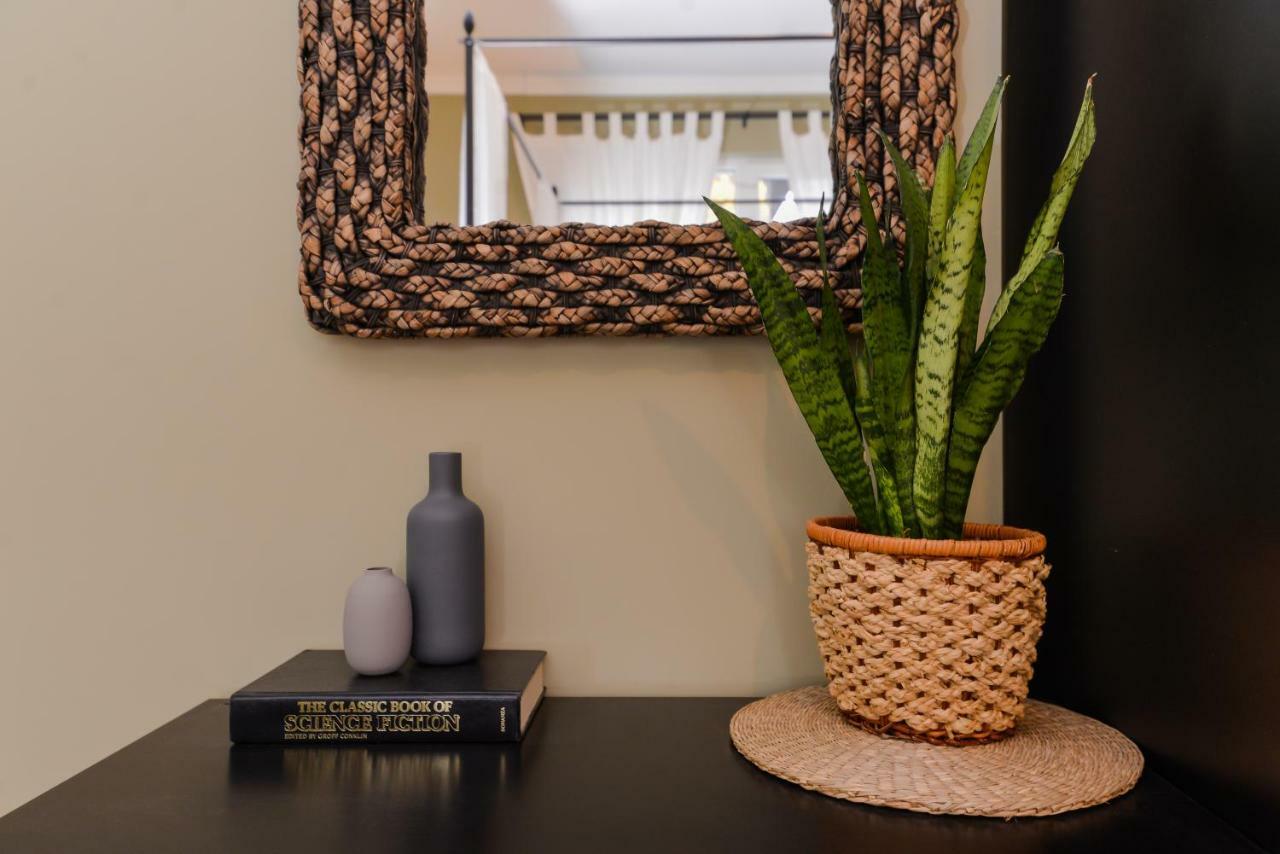 Cо́Coellie - Aesthetic 2Bd Apt Near National Palace By Flat Mаnager Sofia Luaran gambar